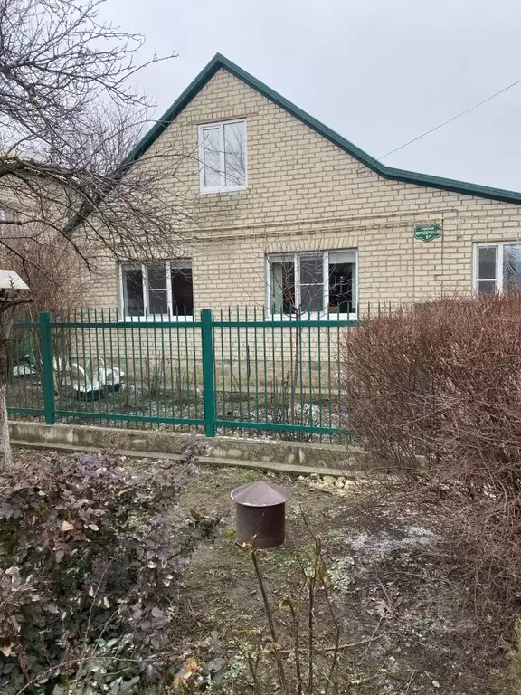 Дом в Ставропольский край, Михайловск Шпаковский район, Кузнечный пер. ... - Фото 1