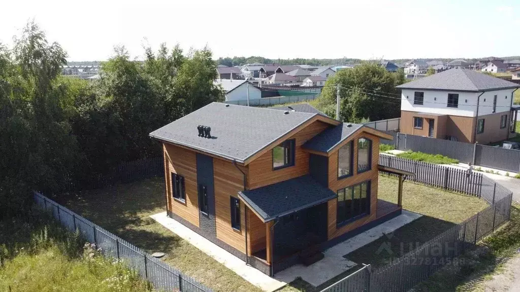 Коттедж в Московская область, Домодедово городской округ, д. Красное  ... - Фото 1