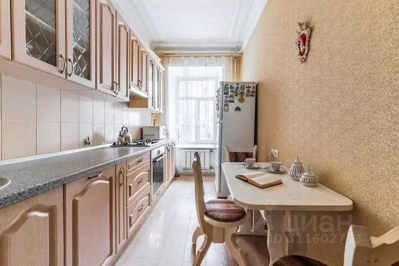 1-к кв. Санкт-Петербург наб. Лейтенанта Шмидта, 13 (65.0 м) - Фото 1