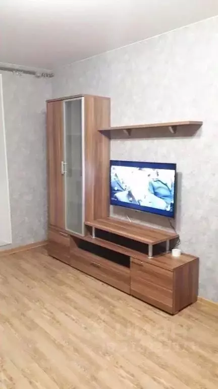 1-к кв. Ленинградская область, Тельмана Тосненский район, ул. ... - Фото 0