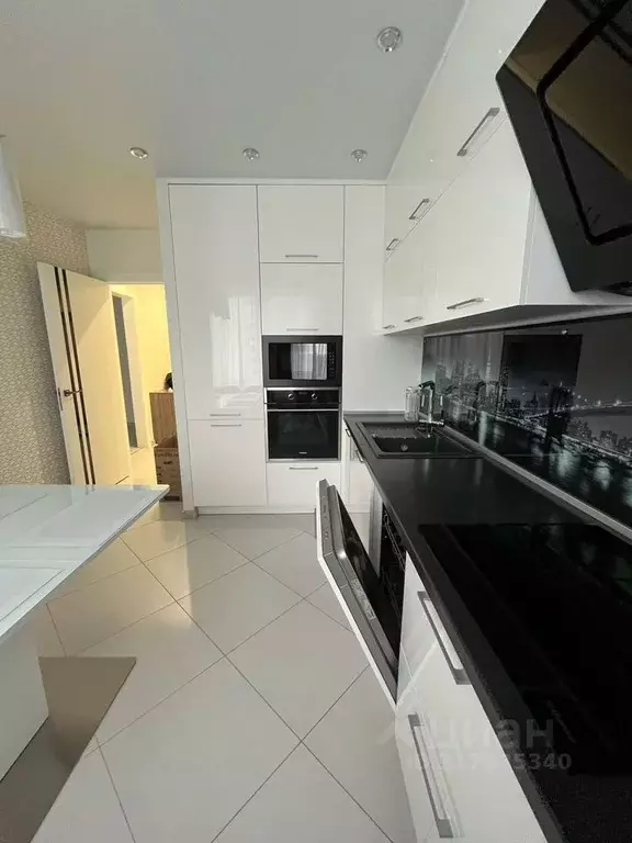 2-к кв. Тюменская область, Тюмень проезд Тихий, 6 (60.7 м) - Фото 1