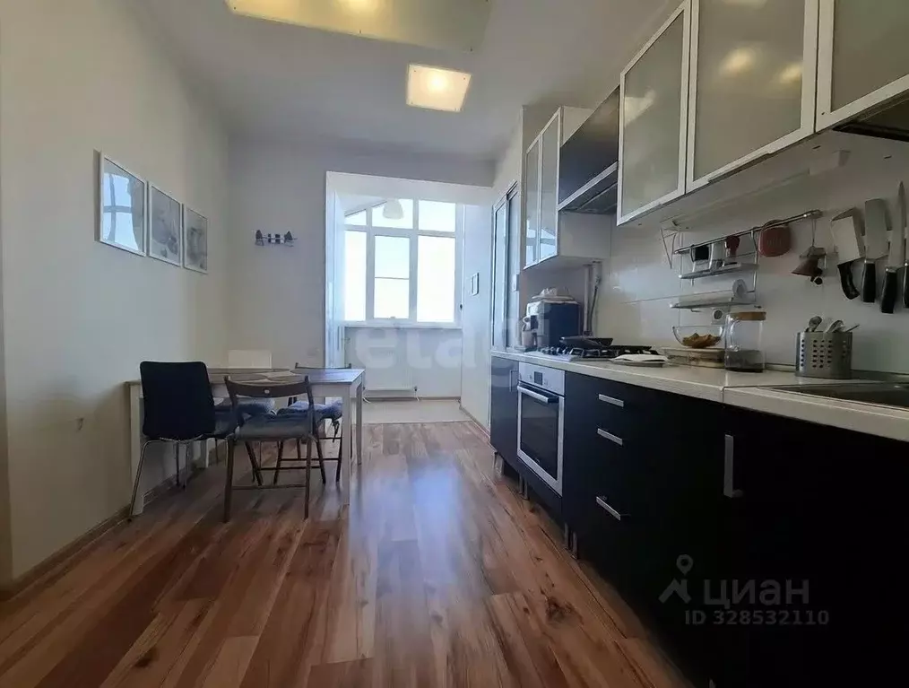 2-к кв. Чувашия, Чебоксары ул. Э.М. Юрьева, 3 (66.0 м) - Фото 1