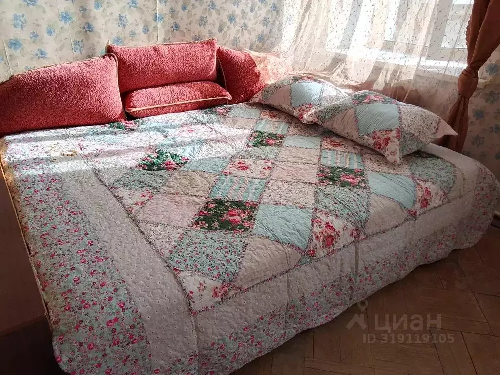 Комната Санкт-Петербург Кирочная ул., 30 - Фото 1