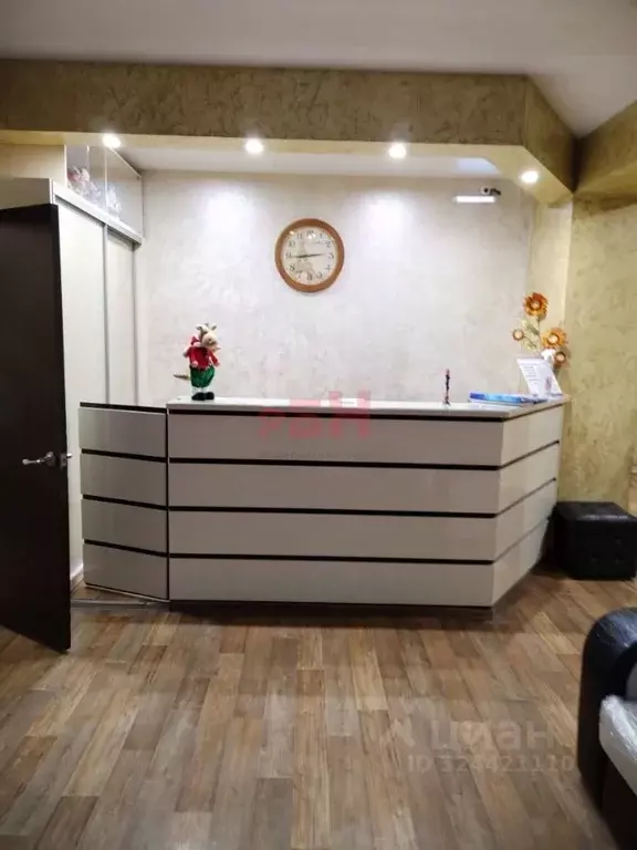 Помещение свободного назначения в Омская область, Омск ул. 70 лет ... - Фото 1