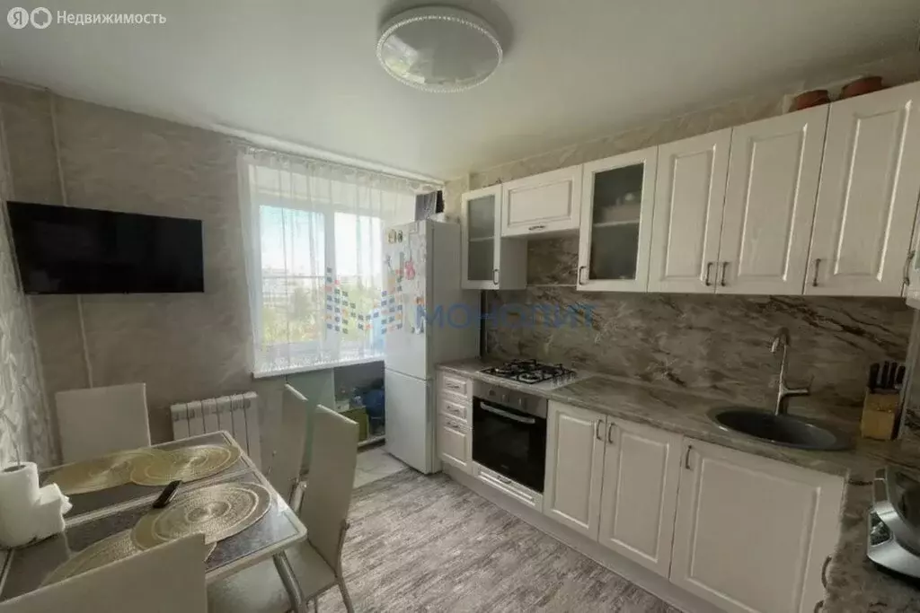 3-комнатная квартира: Нижний Новгород, Сормовское шоссе, 12 (70 м) - Фото 1