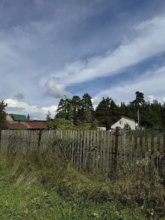 Дом в Алтайский край, Первомайский район, с. Бобровка ул. Лазо, 15 (27 ... - Фото 1