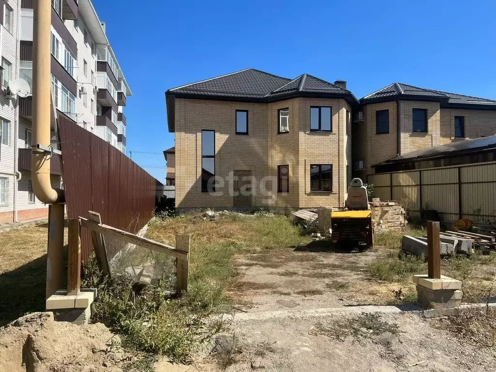 Дом в Ставропольский край, Ставрополь № 11 мкр, ул. Сипягина, 2А (210 ... - Фото 2