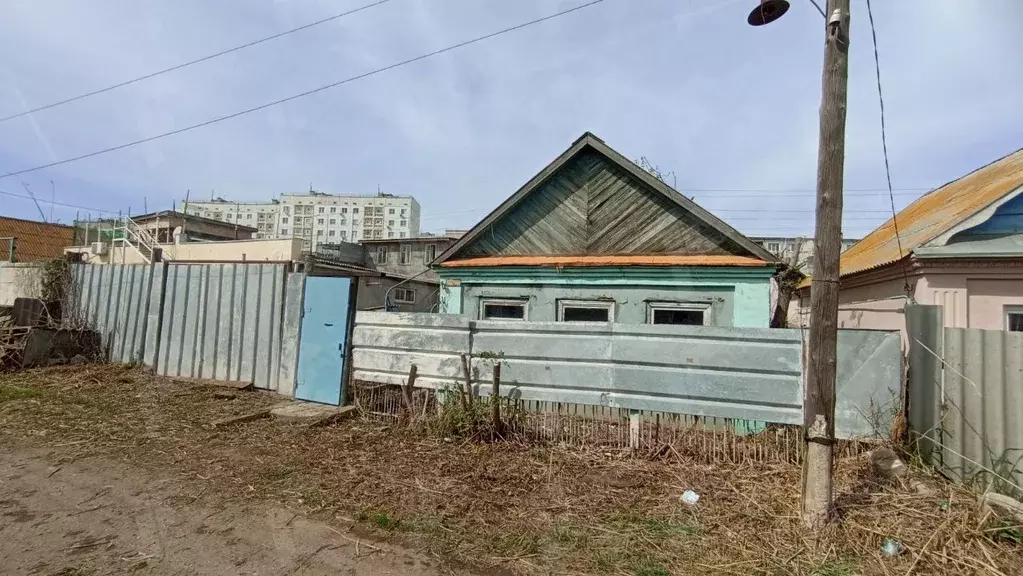 Дом в Астраханская область, Астрахань пл. Имени Ленина (50 м) - Фото 0