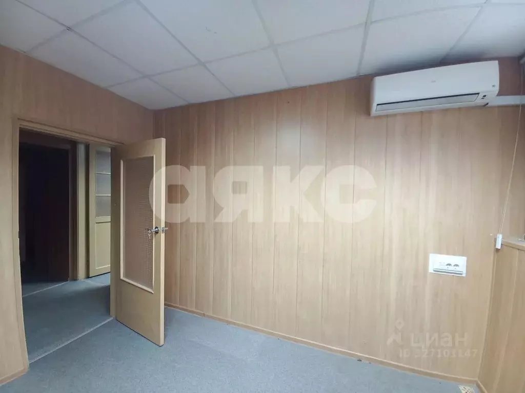 Офис в Волгоградская область, Волгоград ул. Вершинина, 8 (70 м) - Фото 1