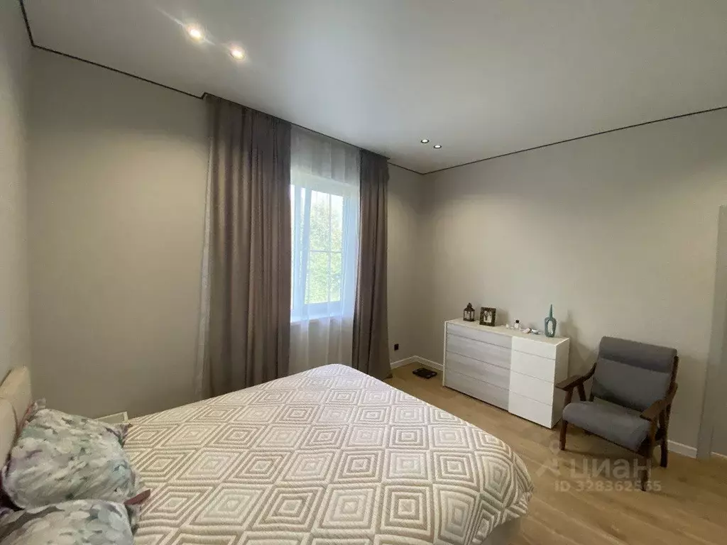 1-к кв. Курская область, Курск просп. Вячеслава Клыкова, 24 (37.4 м) - Фото 1