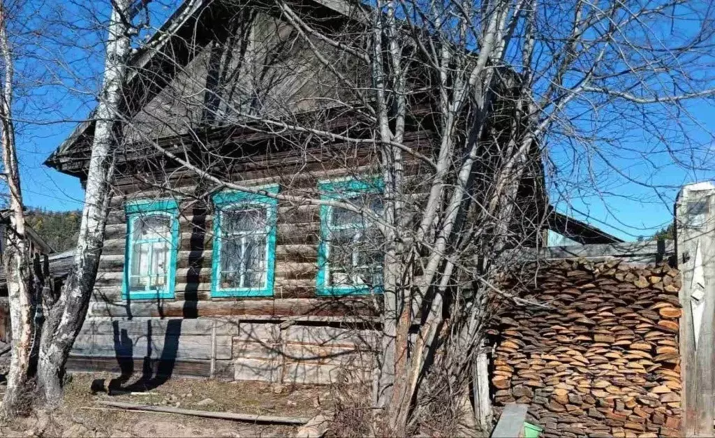 Дом в Бурятия, Прибайкальский район, с. Турка ул. Кирова, 25 (40 м) - Фото 1