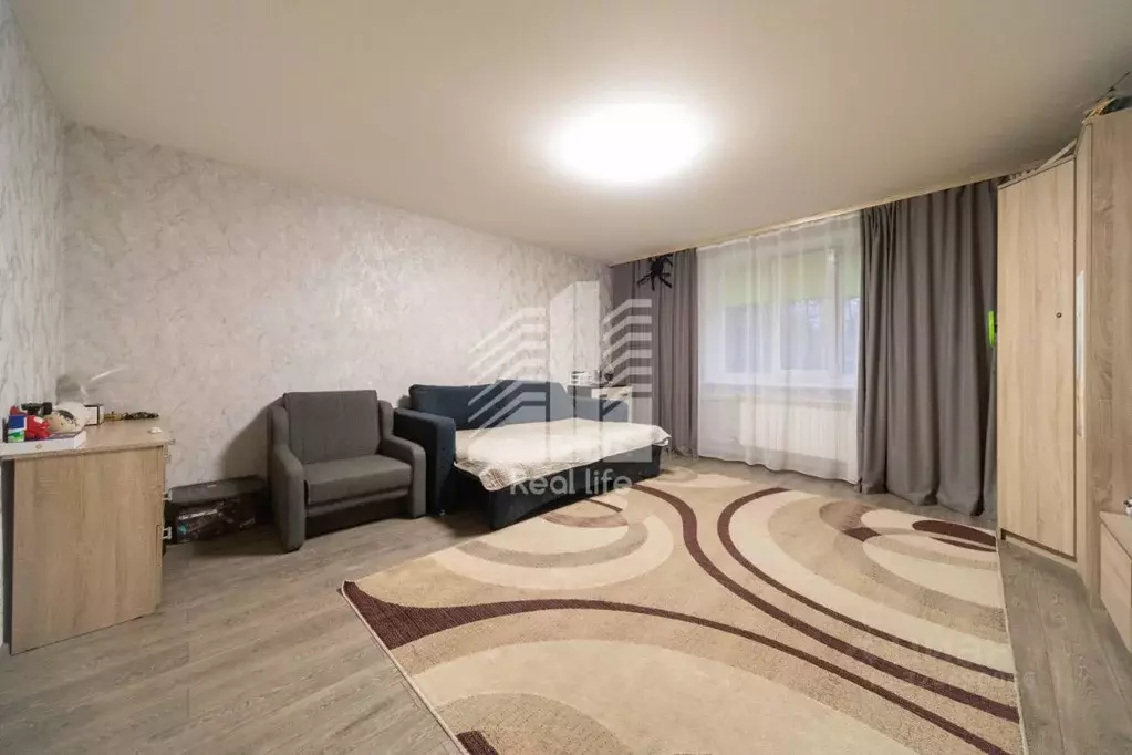 2-к кв. Московская область, Домодедово Центральный мкр, ул. 25 лет ... - Фото 0