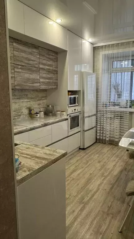 2-к. квартира, 64 м, 6/9 эт. - Фото 1