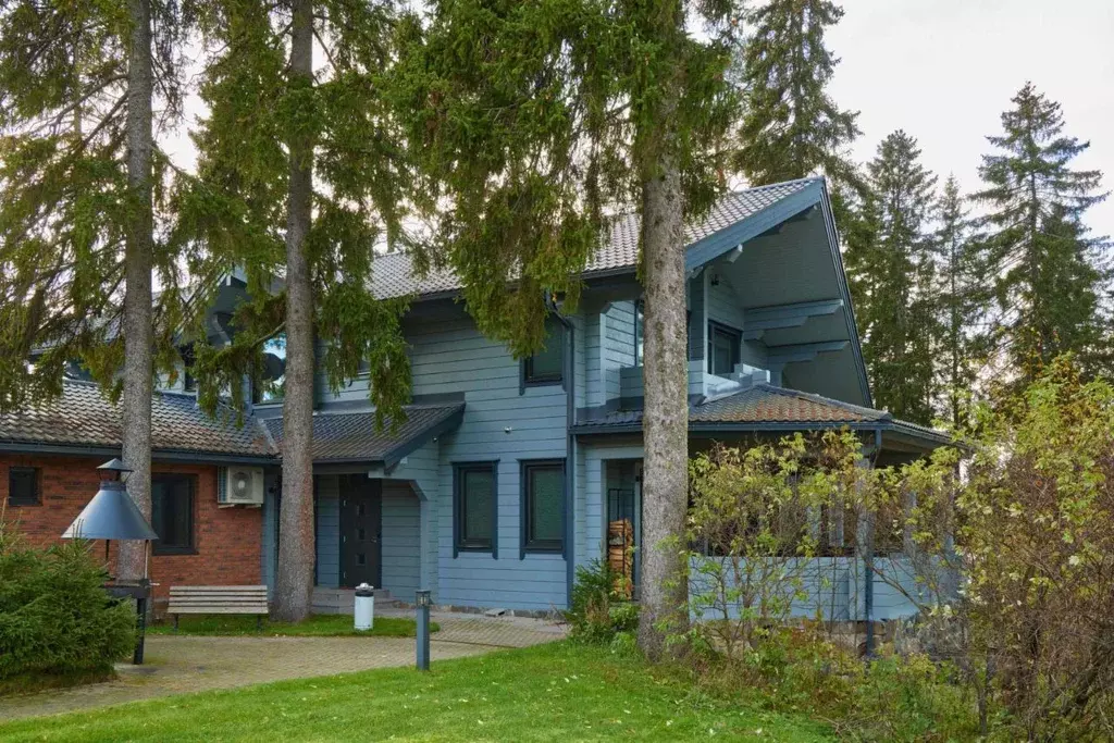 Дом в Карелия, Сортавальский муниципальный округ, пос. Ниэмелянхови ... - Фото 1