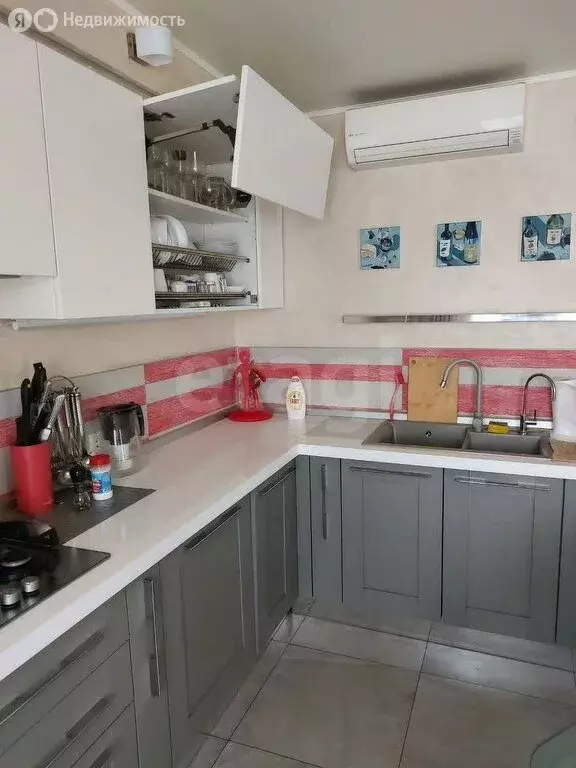 2-комнатная квартира: Тверь, улица Зинаиды Коноплянниковой, 85 (70 м) - Фото 2