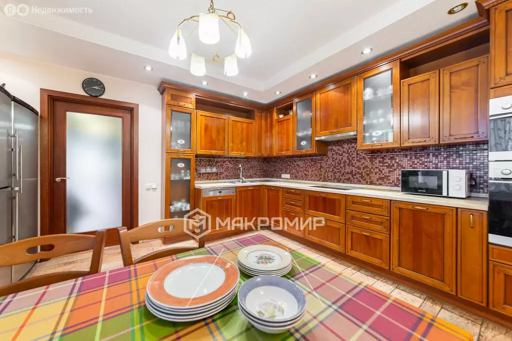 5-комнатная квартира: Санкт-Петербург, Рашетова улица, 14 (177 м) - Фото 0