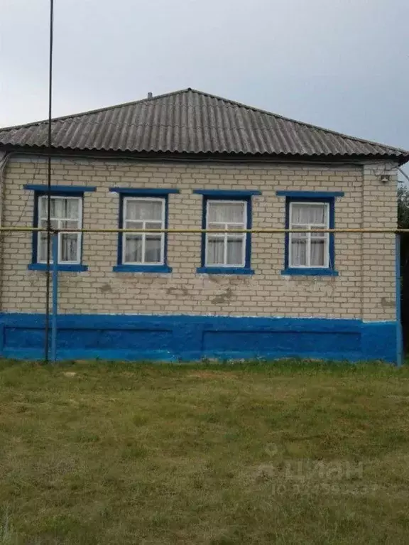 Дом в Белгородская область, Старооскольский городской округ, с. ... - Фото 1