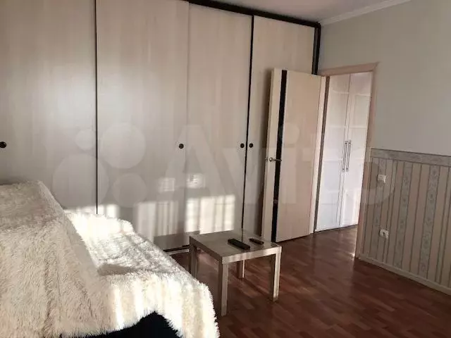 1-к. квартира, 38 м, 9/10 эт. - Фото 0