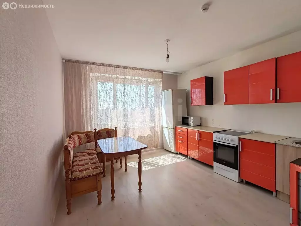 1-комнатная квартира: Тюмень, улица Павла Шарова, 5 (39.6 м) - Фото 2