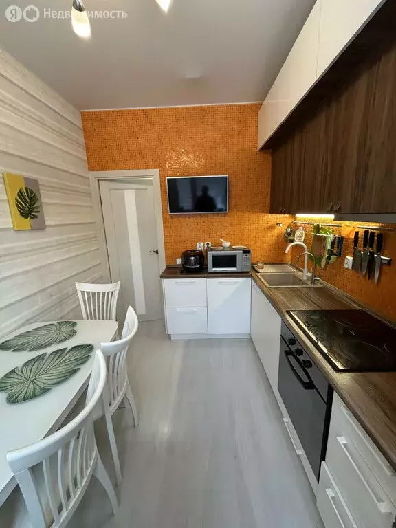 2-комнатная квартира: Архангельск, улица Гайдара, 46 (50 м) - Фото 1