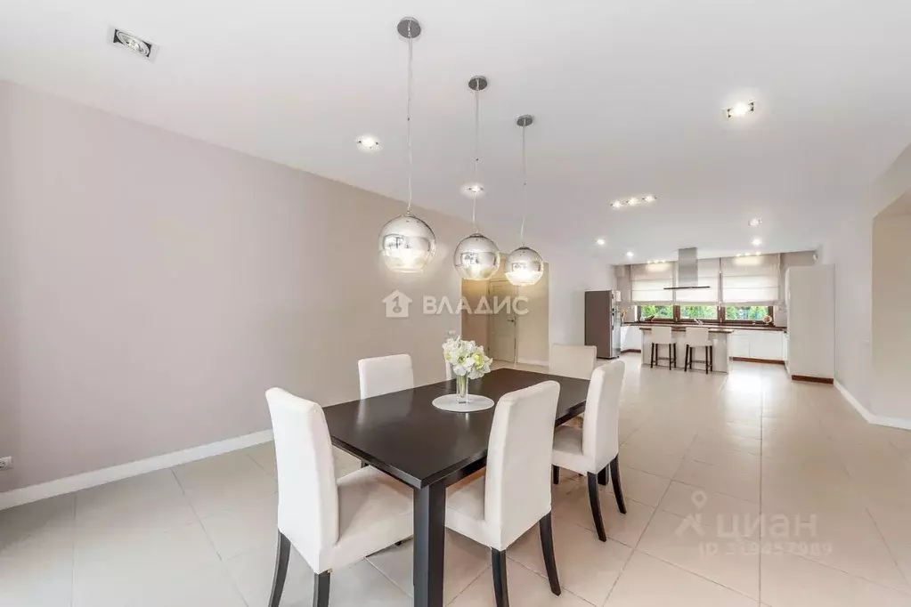 Дом в Калининградская область, Зеленоградск пос. Малиновка, ул. ... - Фото 1