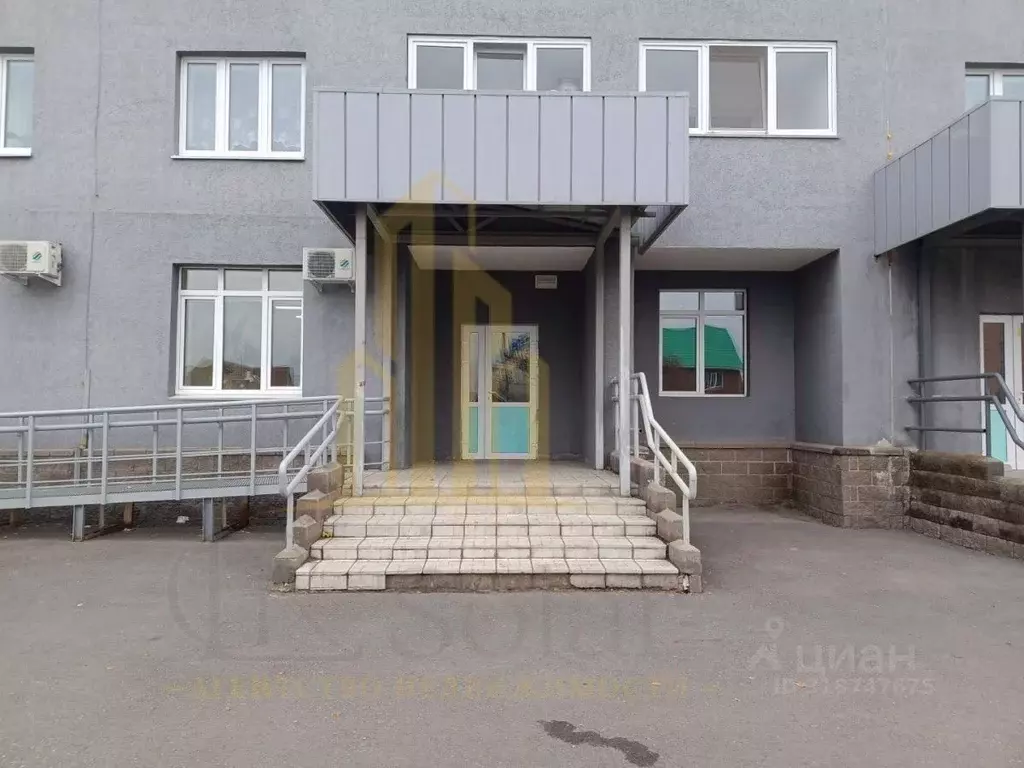 Торговая площадь в Башкортостан, Уфа Союзная ул., 37/1 (98 м) - Фото 0