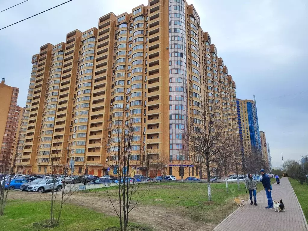 Помещение свободного назначения в Московская область, Реутов ул. ... - Фото 1