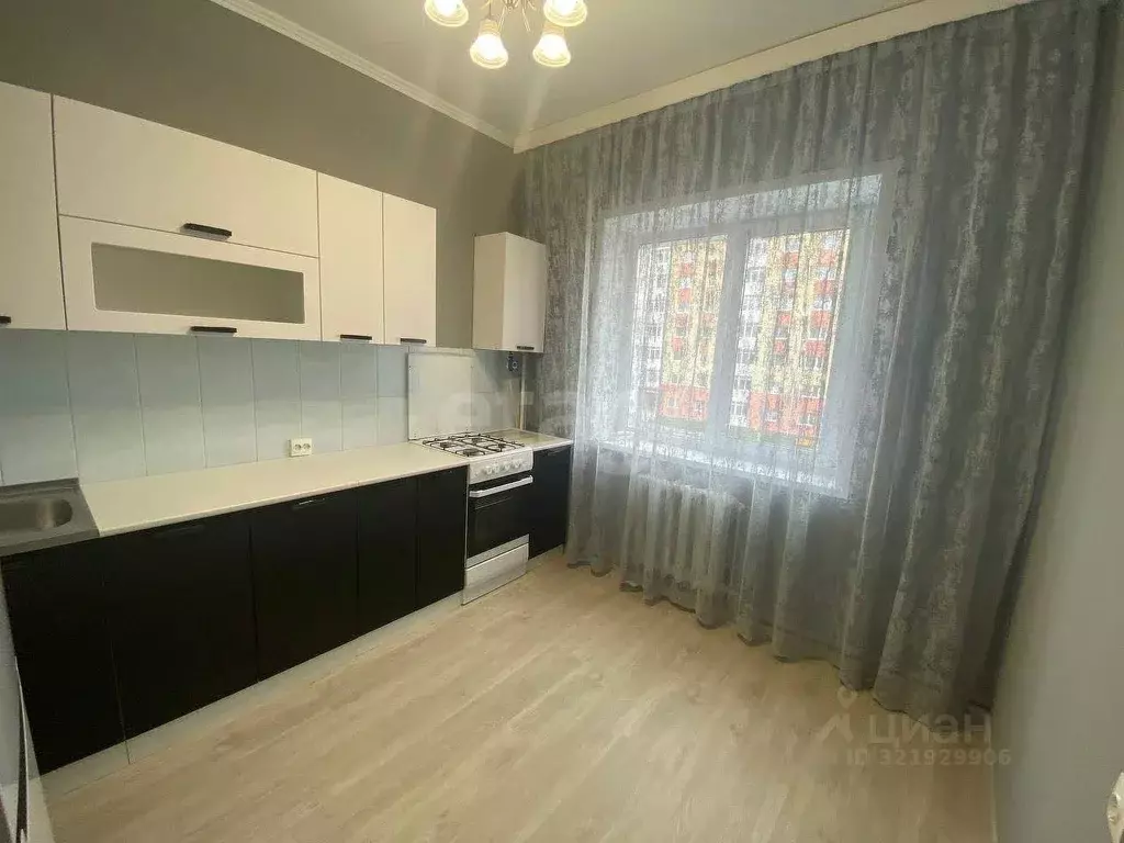 3-к кв. Ханты-Мансийский АО, Ханты-Мансийск Югорская ул., 6 (70.0 м) - Фото 1