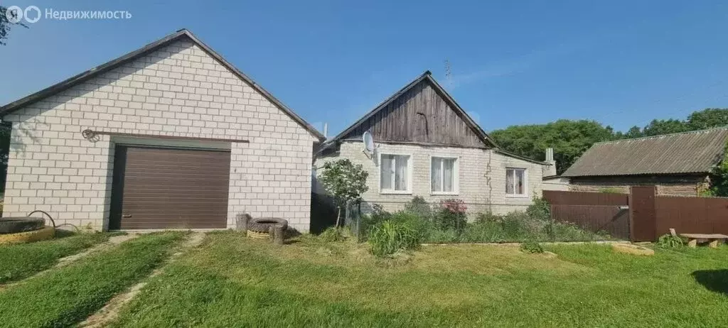 Дом в Брянская область, Стародубский муниципальный округ, село ... - Фото 1