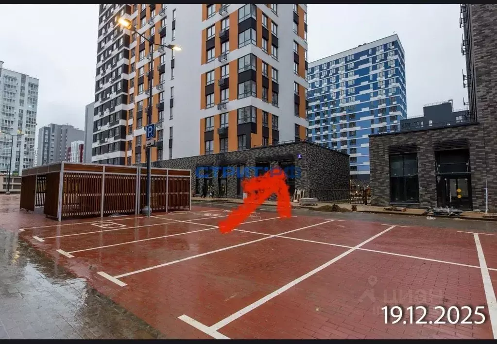 Помещение свободного назначения в Москва Деснаречье жилой комплекс, ... - Фото 1