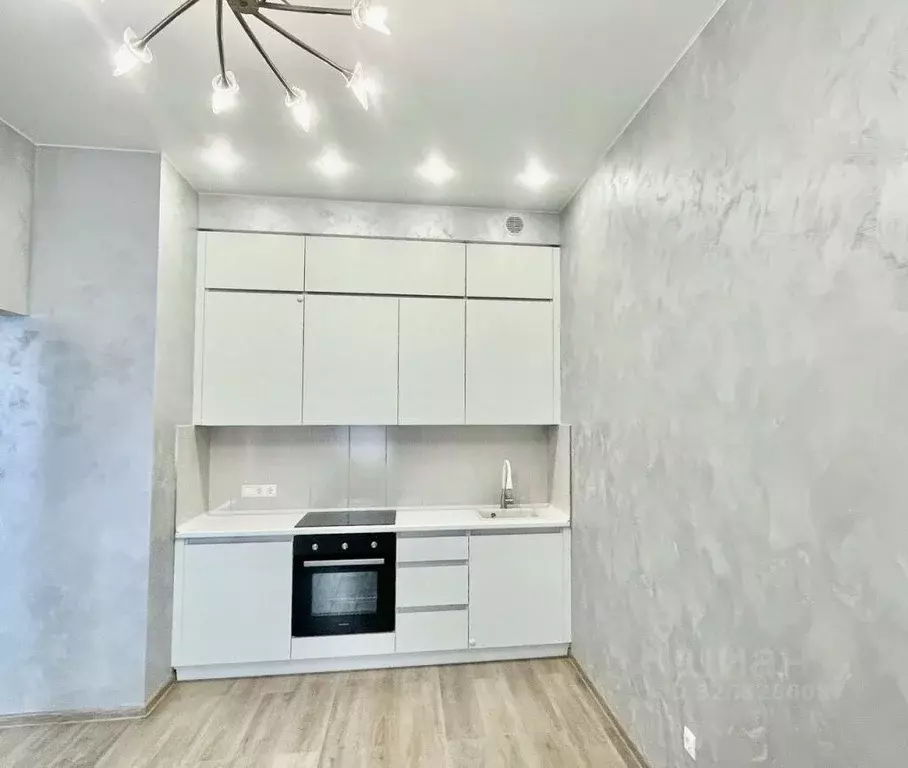 1-к кв. Крым, Симферополь просп. Александра Суворова, 99 (38.0 м) - Фото 1