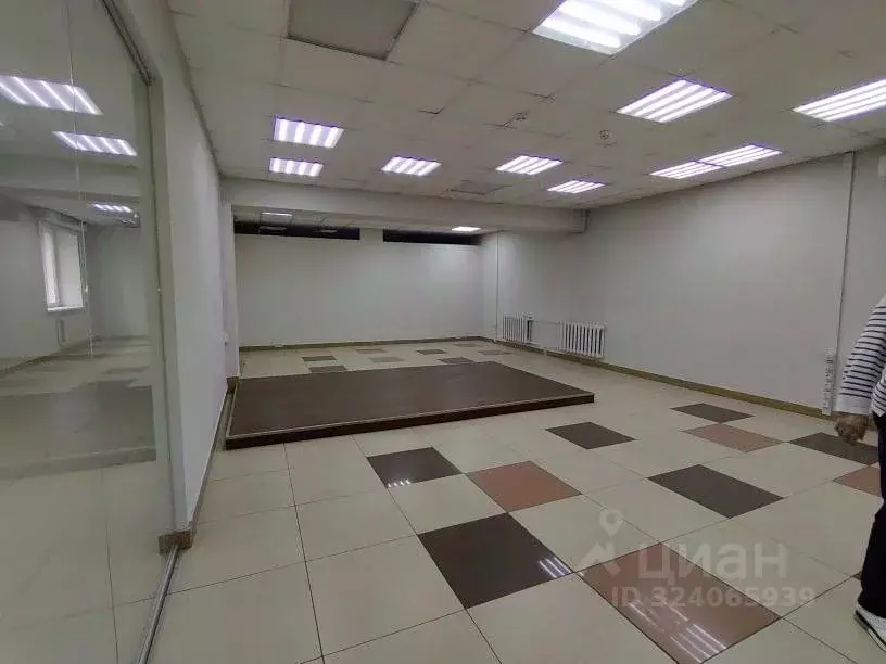 Помещение свободного назначения в Иркутская область, Иркутск ул. ... - Фото 1