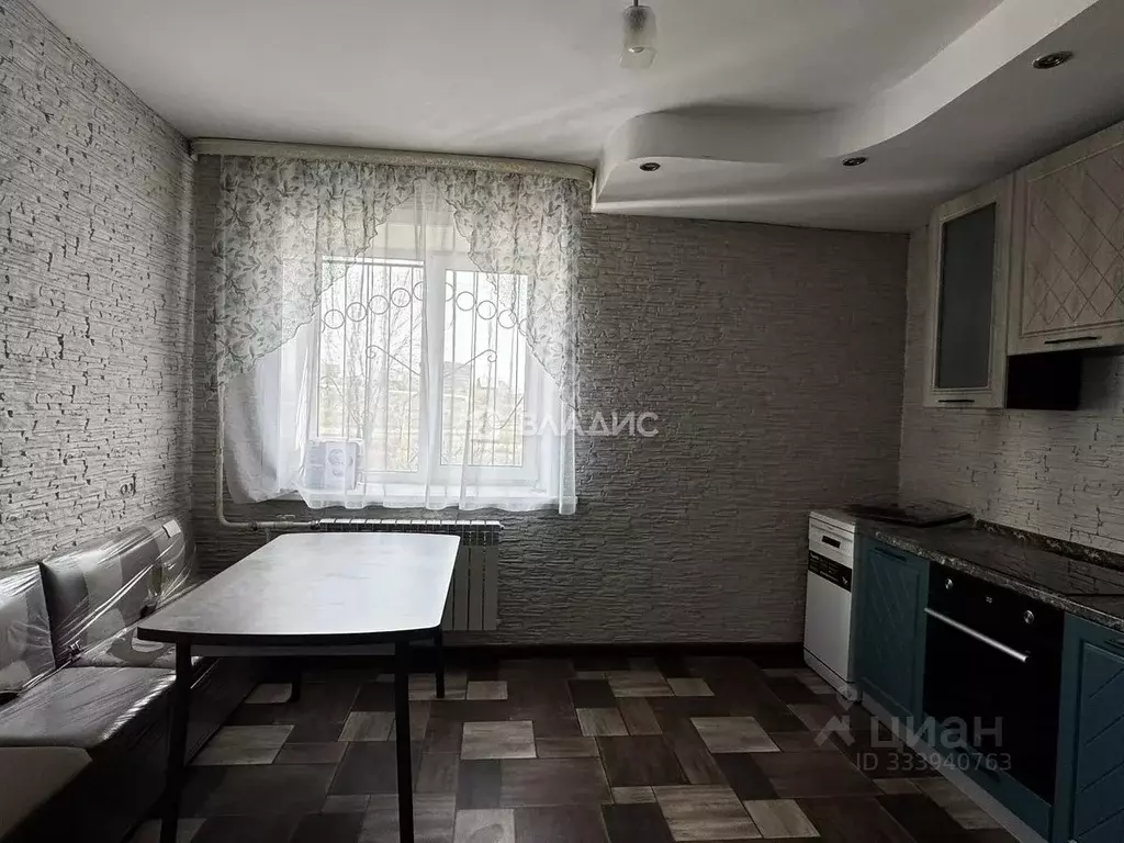 1-к кв. Бурятия, Улан-Удэ ул. Любови Шевцовой, 2А (40.6 м) - Фото 1