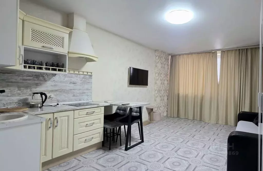 Студия Волгоградская область, Волгоград ул. Кастерина, 5 (31.4 м) - Фото 1