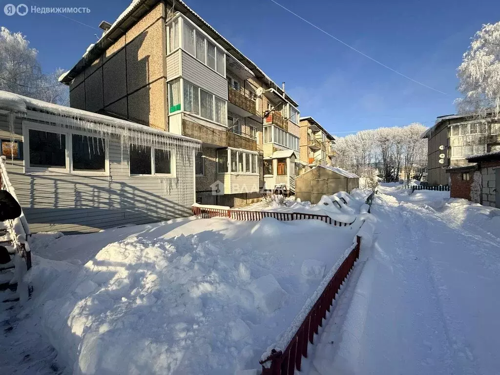 3-комнатная квартира: село Павловское, Школьная улица, 19 (71.7 м) - Фото 1