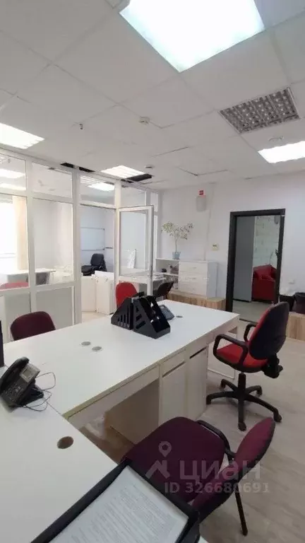 Помещение свободного назначения в Кировская область, Киров ул. ... - Фото 2