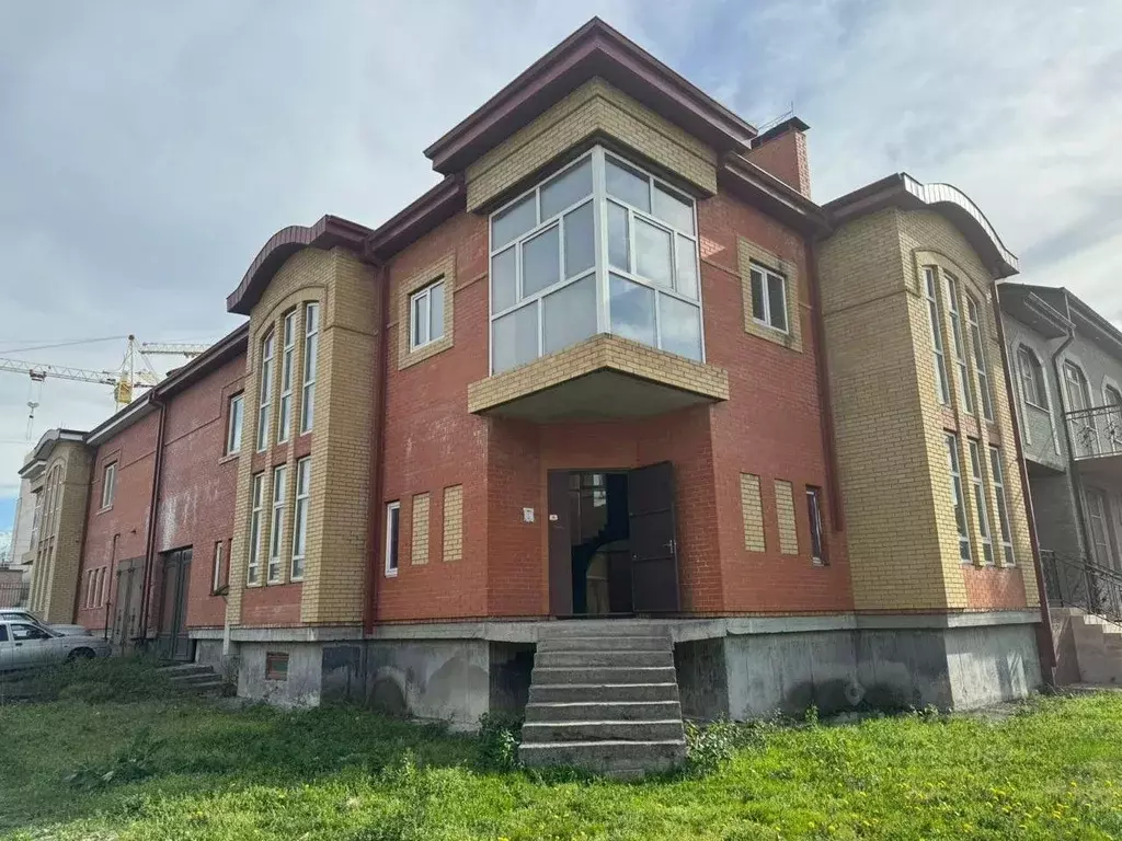 Дом в Северная Осетия, Владикавказ пл. Свободы (320 м) - Фото 0