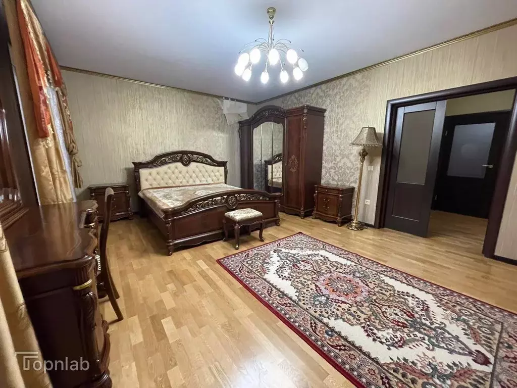 3-к кв. Астраханская область, Астрахань ул. Сен-Симона, 46 (106.0 м) - Фото 1