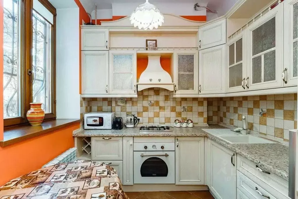 3-к кв. Крым, Ялта ул. К. Маркса, 10 (55.0 м) - Фото 2