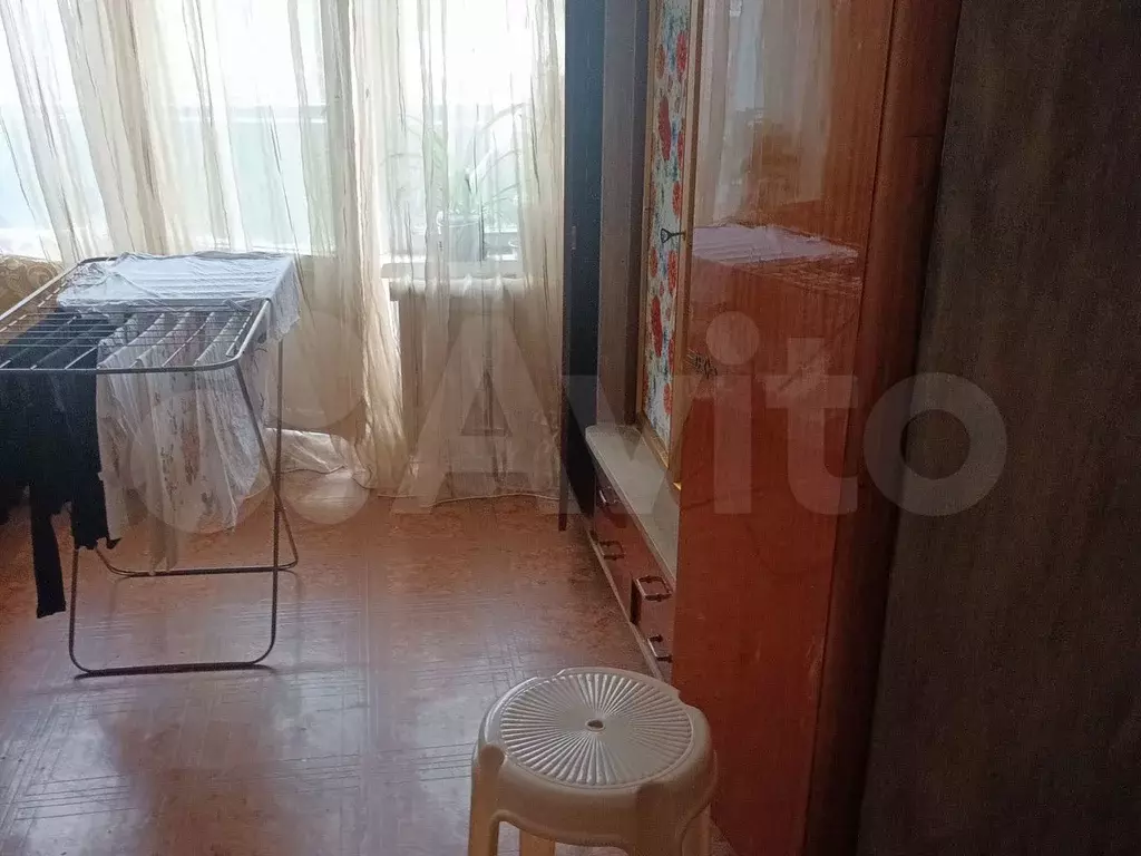 Комната 46 м в 2-к., 2/5 эт. - Фото 1