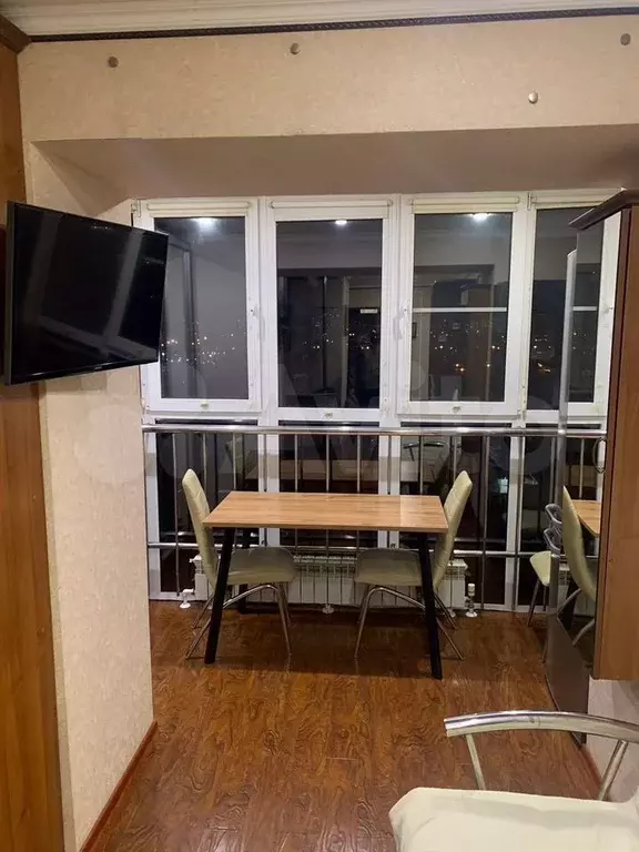 1-к. квартира, 45 м, 4/9 эт. - Фото 1