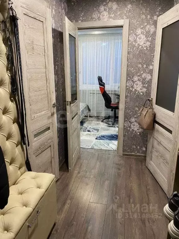 2-к кв. Ямало-Ненецкий АО, Новый Уренгой ул. Геологоразведчиков, 2Б ... - Фото 0