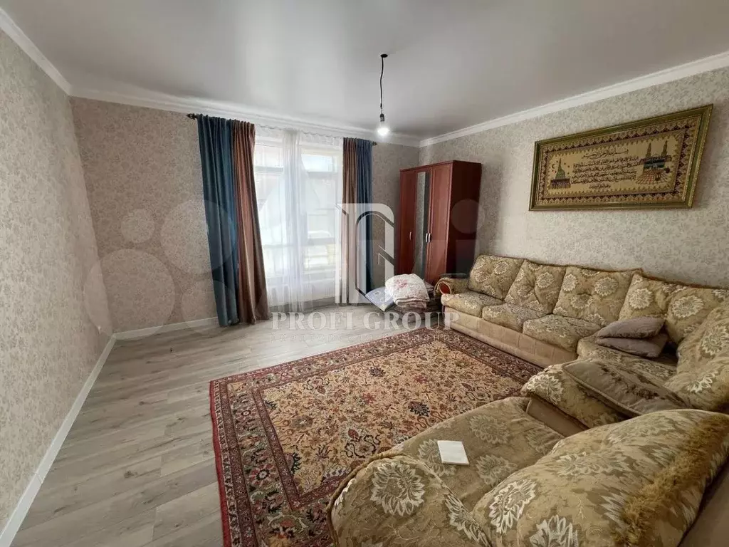 1-к. квартира, 52 м, 1/3 эт. - Фото 0
