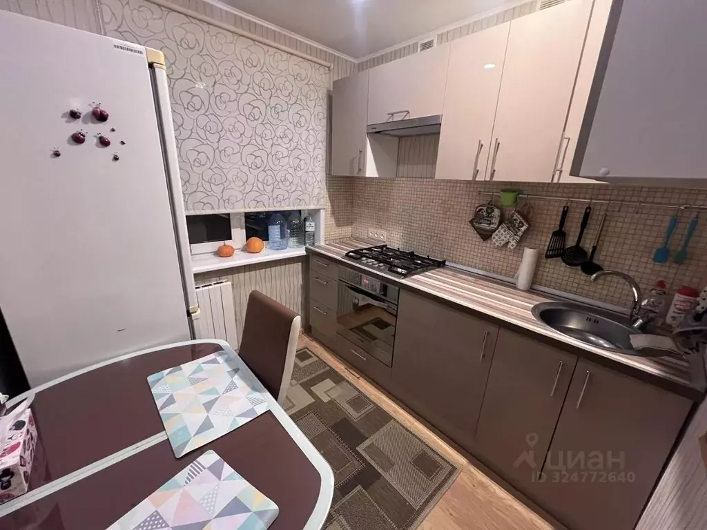 3-к кв. Рязанская область, Рязань ул. Гагарина, 11 (60.0 м) - Фото 1