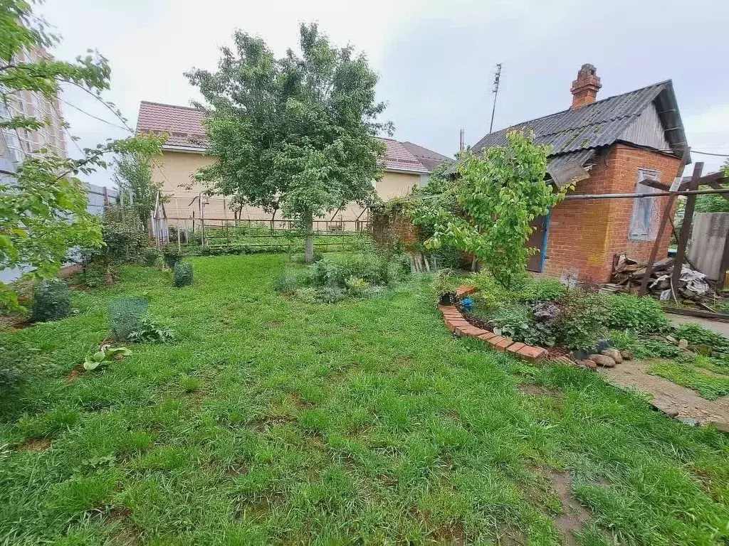 Участок в Адыгея, Майкоп ул. Ломоносова (4.5 сот.) - Фото 1