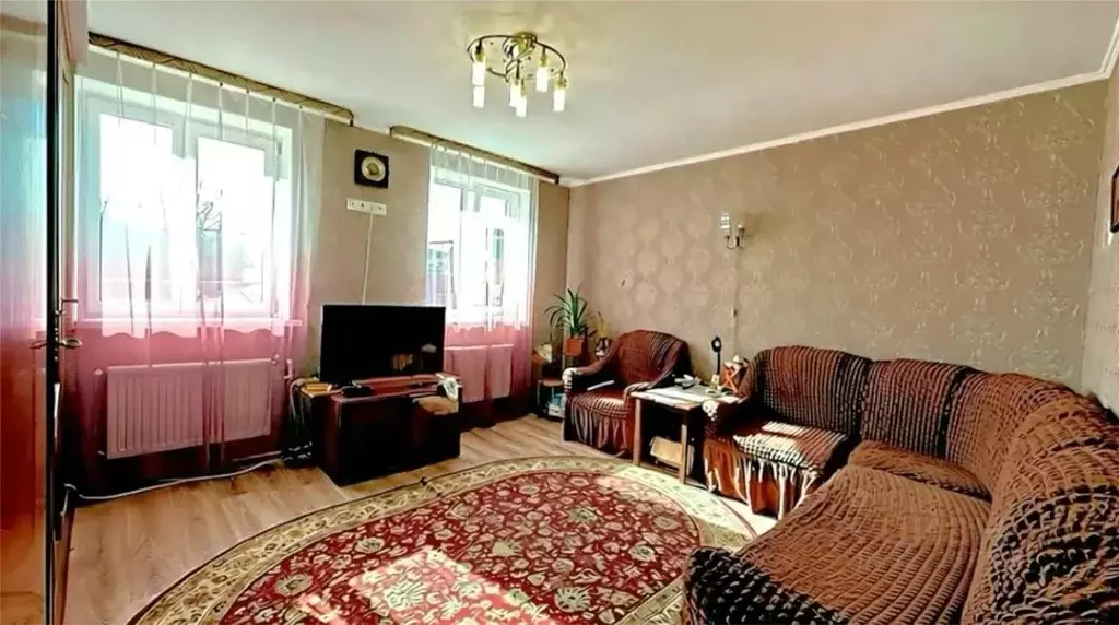 Дом в Краснодарский край, Лабинский район, Владимирская ст-ца ... - Фото 2