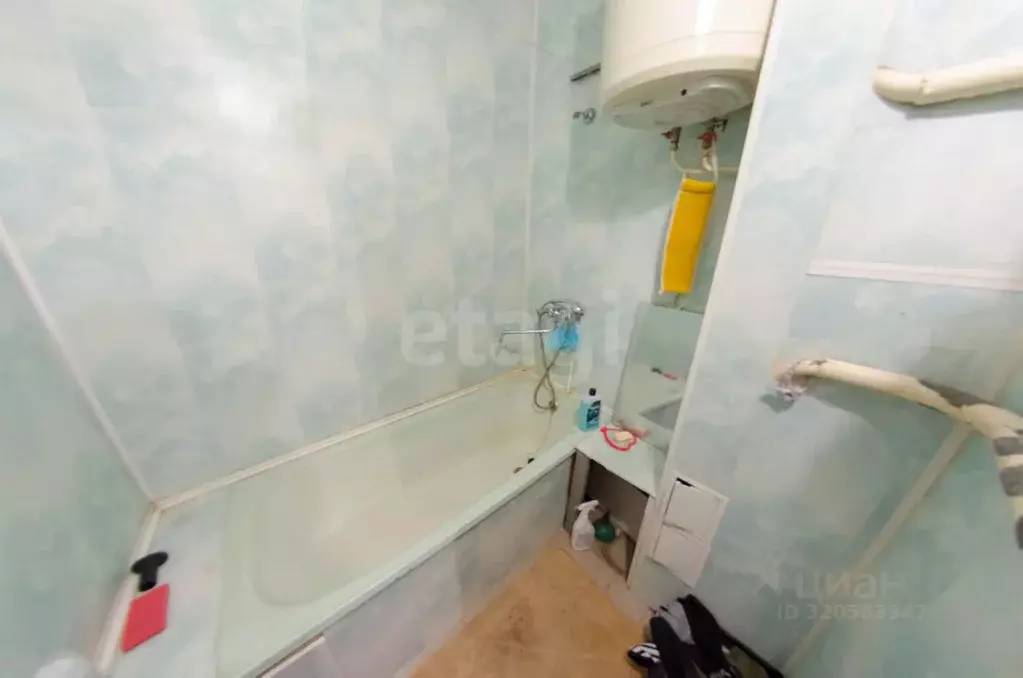 3-к кв. Курганская область, Шадринск ул. Бажова, 28 (69.4 м) - Фото 1