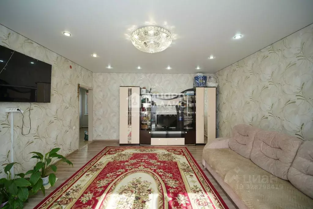 Дом в Омская область, Омск СОСН Интернационалист тер., 3 (168 м) - Фото 1