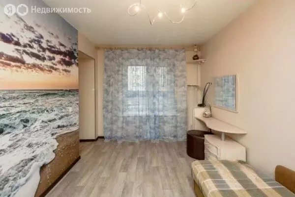 2-комнатная квартира: Тюмень, улица Луначарского, 36 (42.3 м) - Фото 0