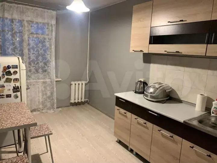 1-к. квартира, 40 м, 8/12 эт. - Фото 0